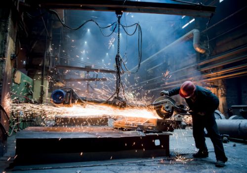 Persone_tecnologia_fabbrica