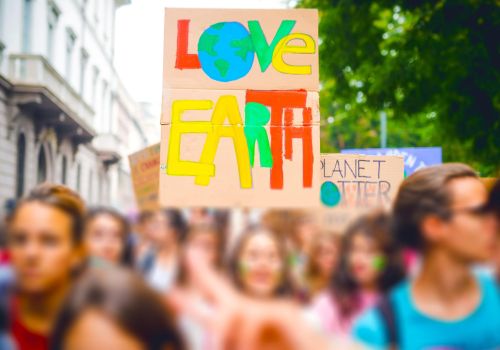 Earth_protest