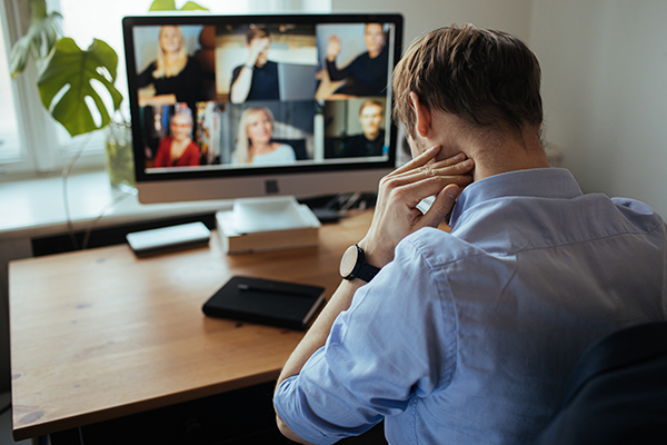 Liberiamoci dalle video call con lo Zoom-free day