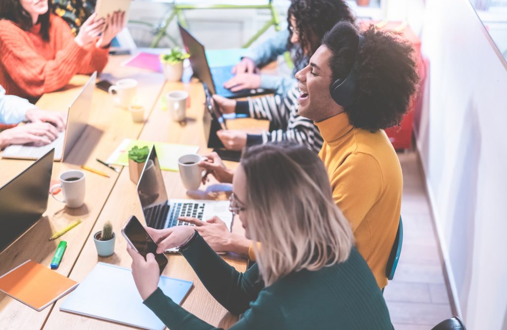 Seminare e far crescere il futuro del lavoro