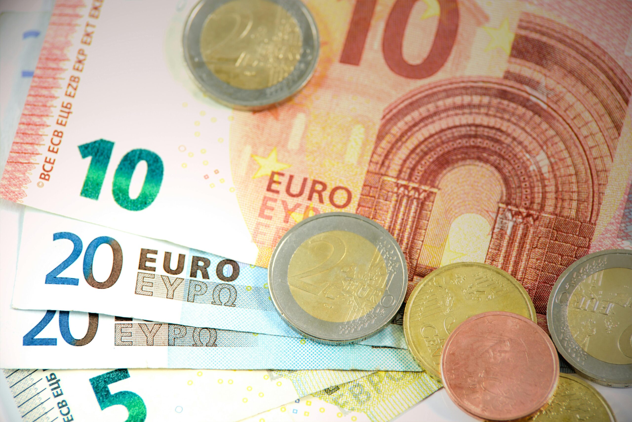 salario_minimo