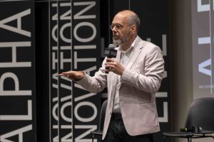 Tommaso Calarco interviene sul Quantum Computing ad Alpha Innovation Live 2026 al NOI Techpark di Bolzano